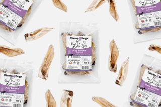 CHEWS4DOGS Uszy baranie z włosem 100g