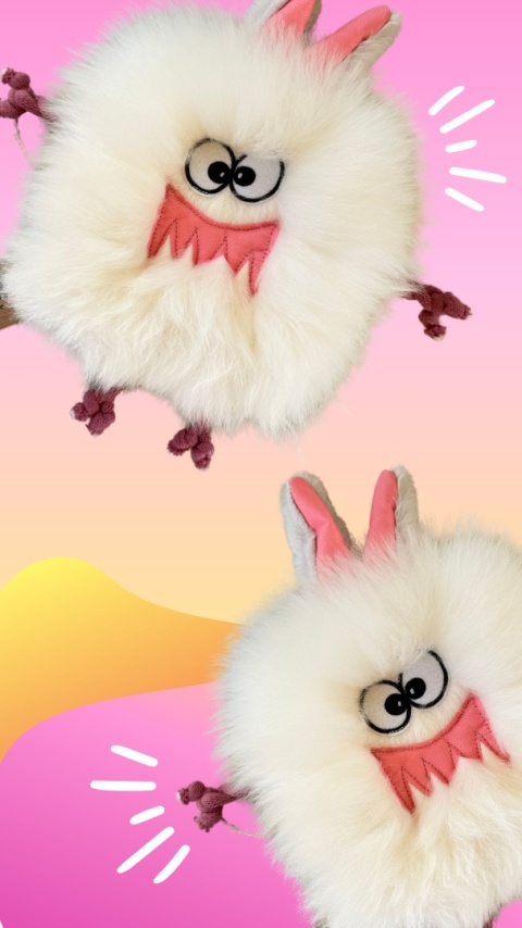 Moonster biały - zabawka ze skóry owczej potworek Moonster biały - zabawka ze skóry owczej potworek