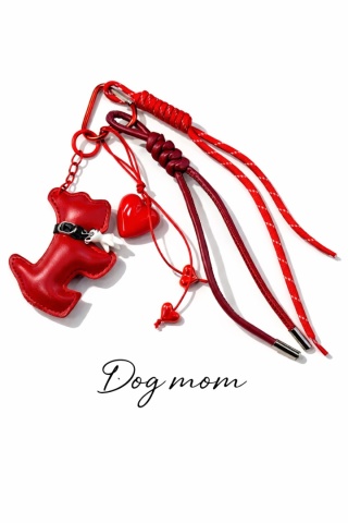 Breloczek "Dog Mom" czerwony